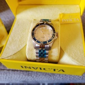 Men's Pro Diver Watch Quartz Champagne Dial Gold